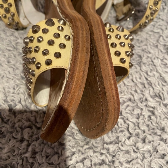 Prada sandals authentic size 7 - Picture 3 of 8